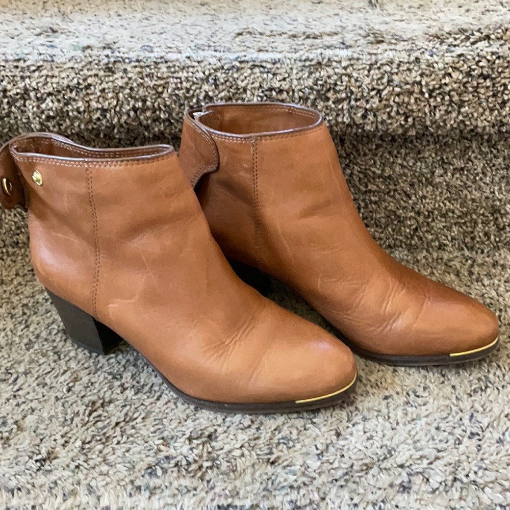 Women’s Coach Ankle Boots light brown size 6B